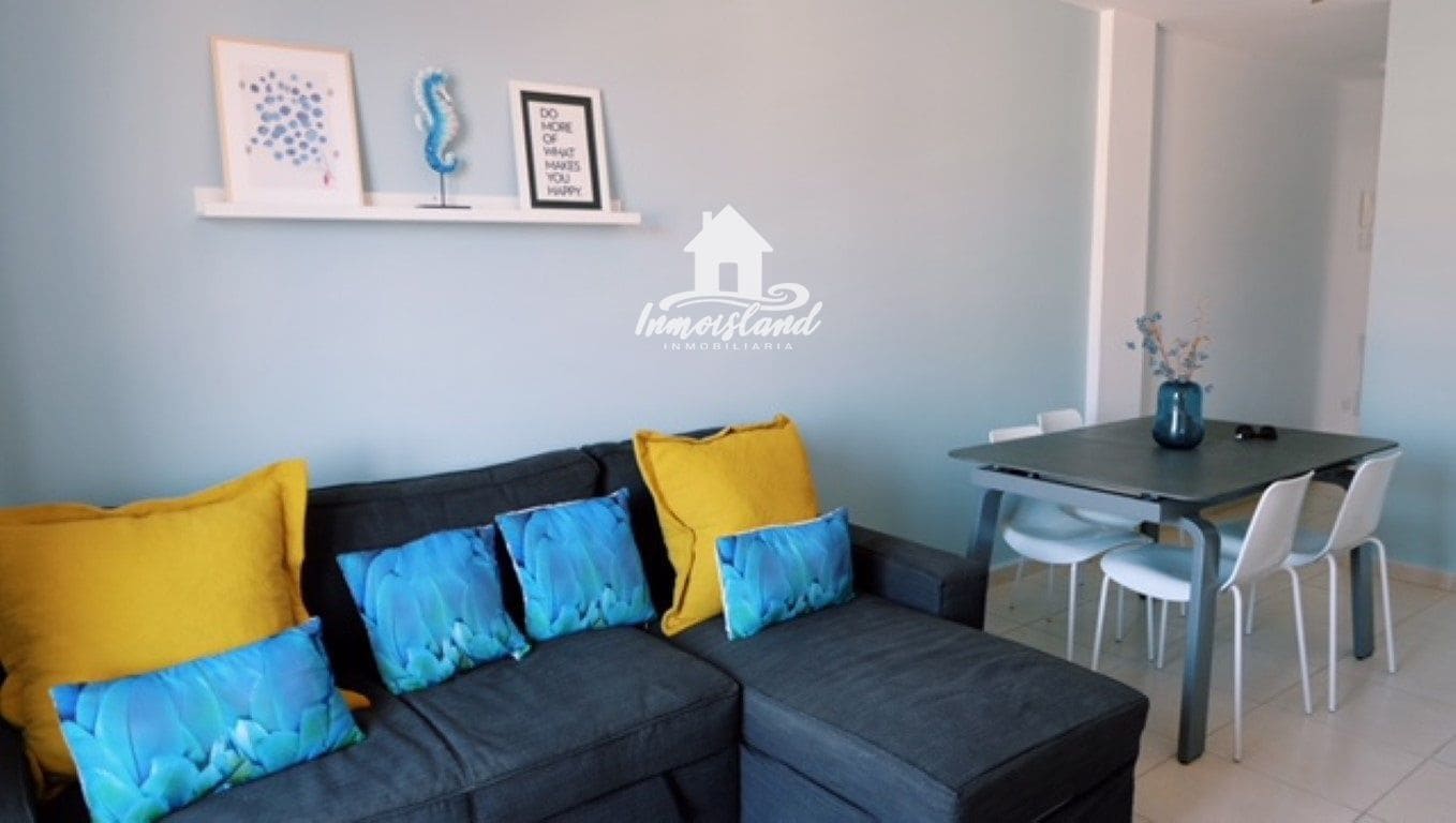 2 bedroom Flat for rent in El Medano with garage - € 1,350 (Ref: 5274799)