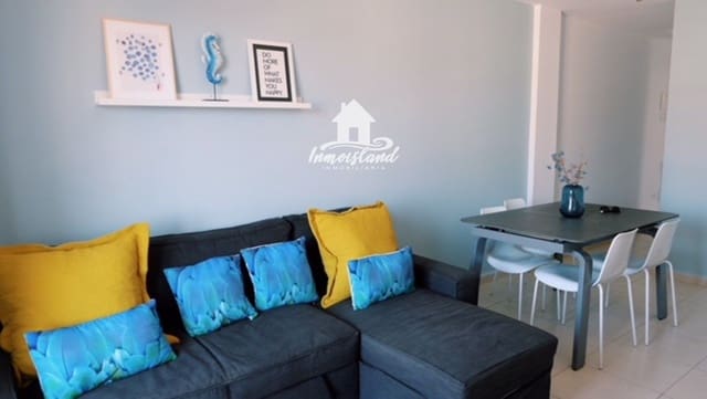 2 bedroom Flat for rent in El Medano, Granadilla de Abona with garage - € 1,350 (Ref: 5274799)