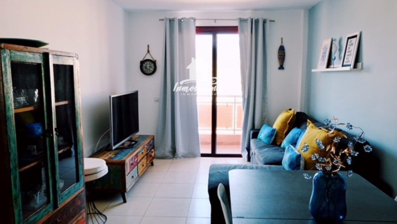 2 bedroom Flat for rent in El Medano with garage - € 1,350 (Ref: 5274799)
