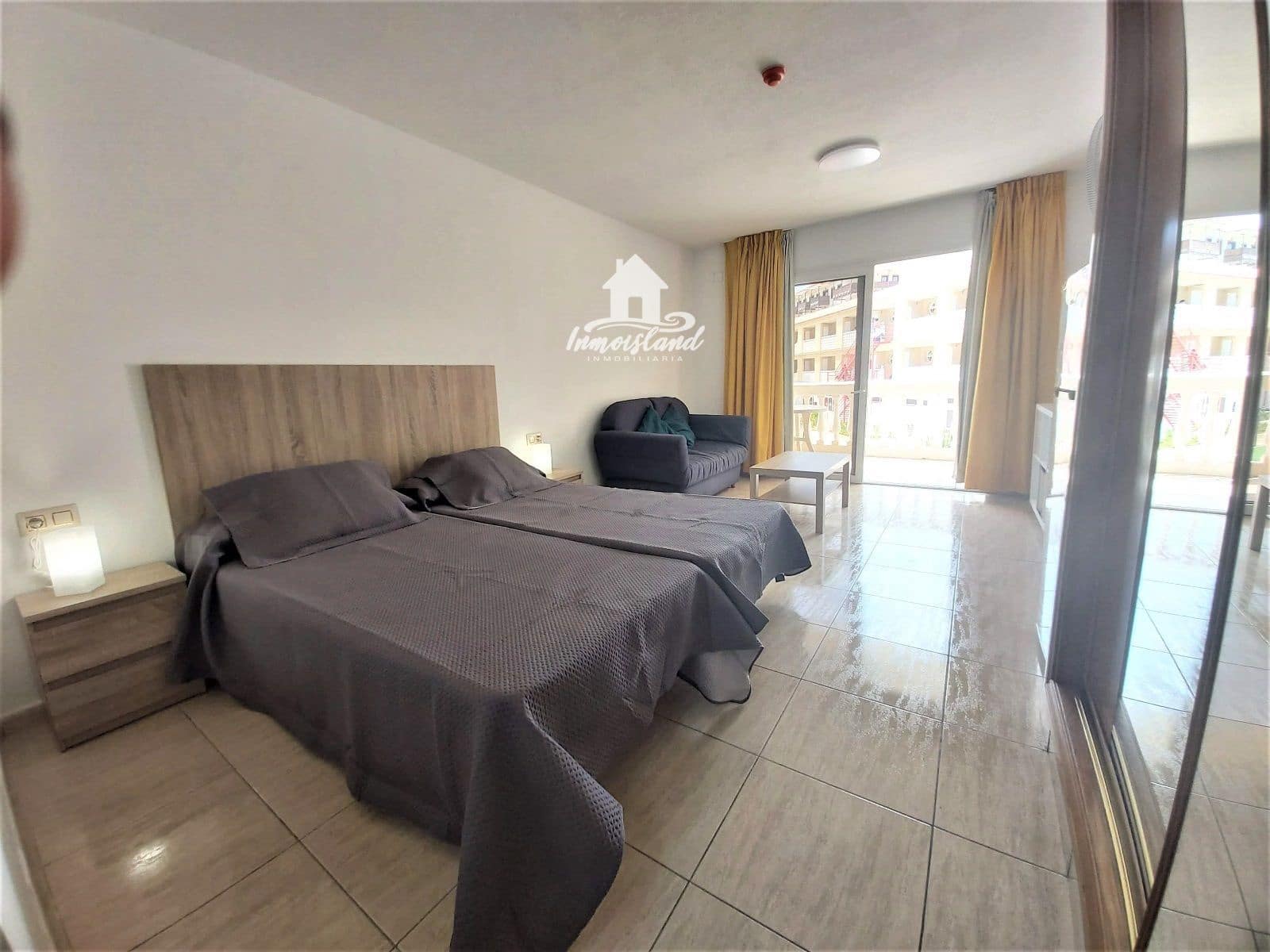 Lägenhet att hyra i Costa del Silencio med pool - 690 € (Ref: 5701523)