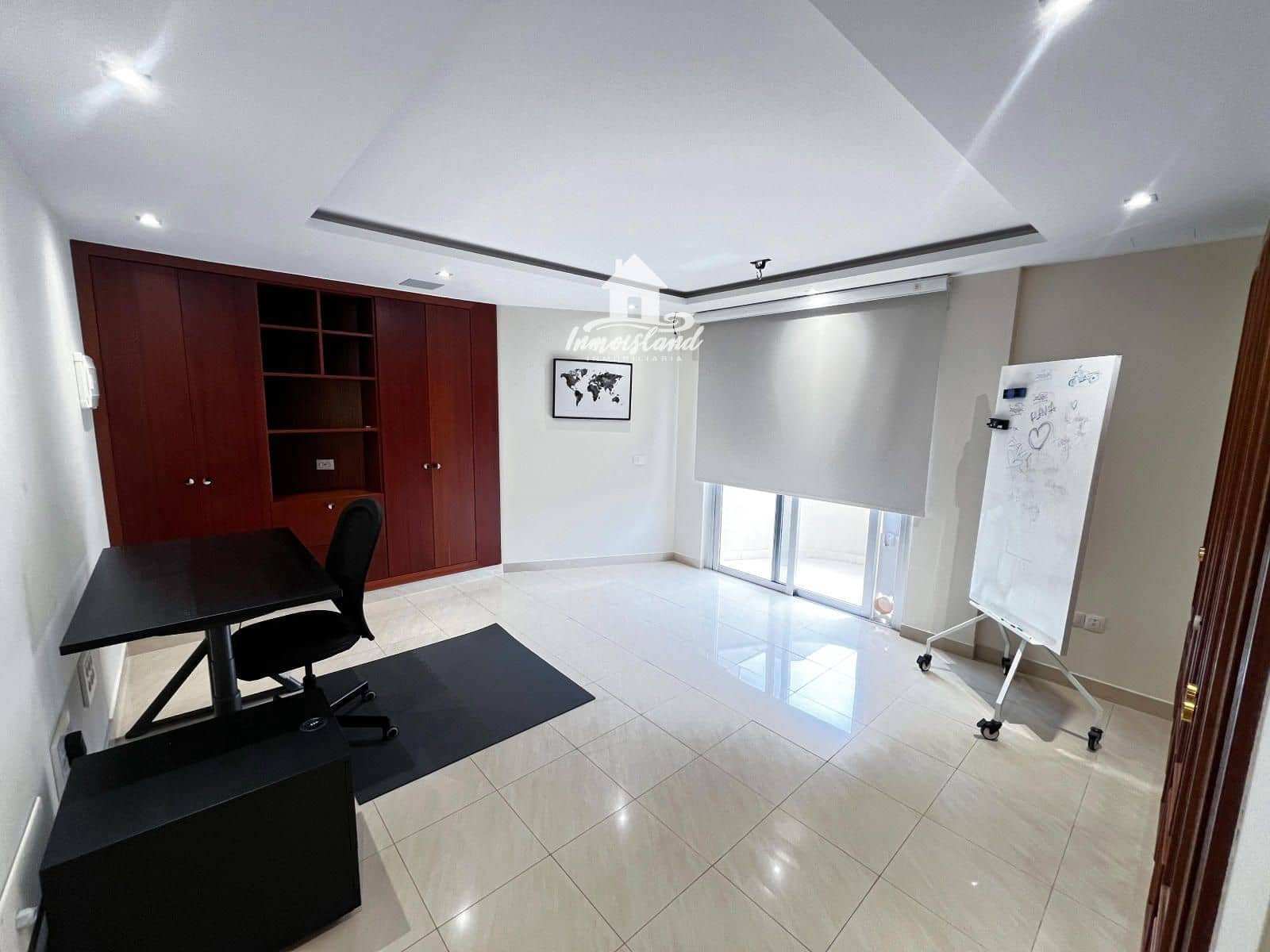 3 slaapkamer Flat te huur in Playa Paraiso met zwembad - € 2.600 (Ref: 7723938)