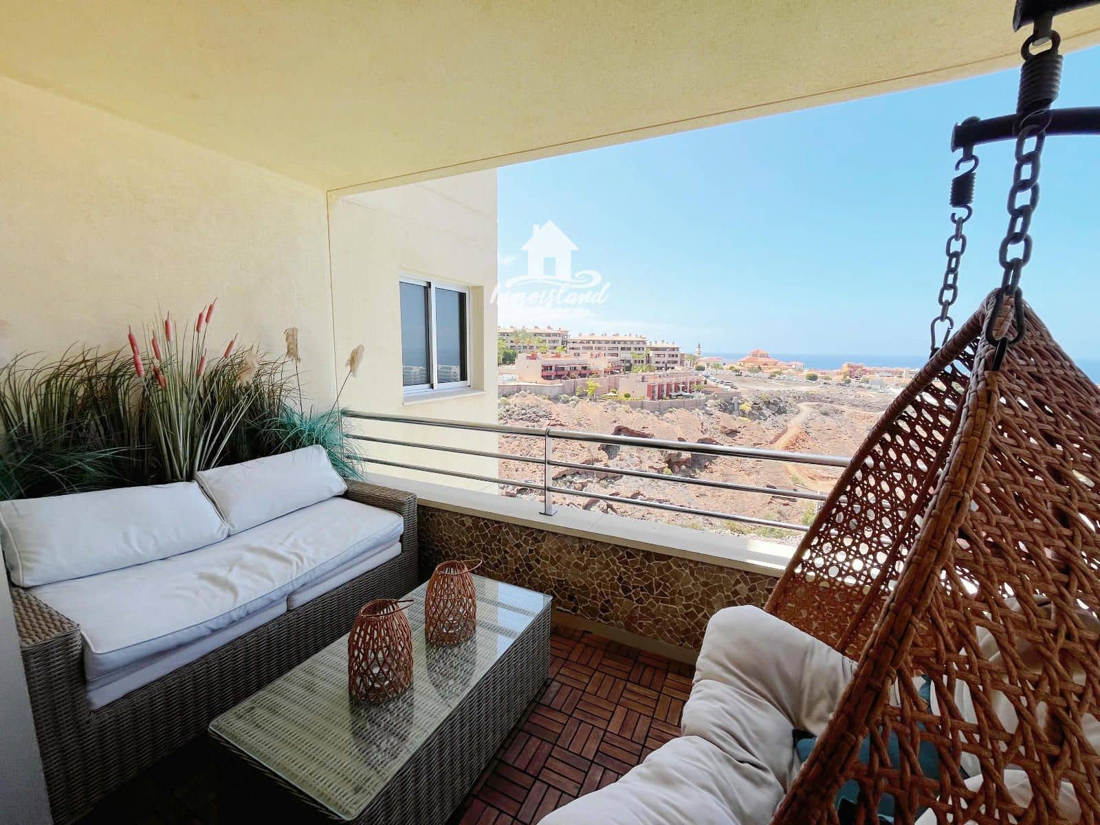 3 slaapkamer Flat te huur in Playa Paraiso met zwembad - € 2.600 (Ref: 7723938)