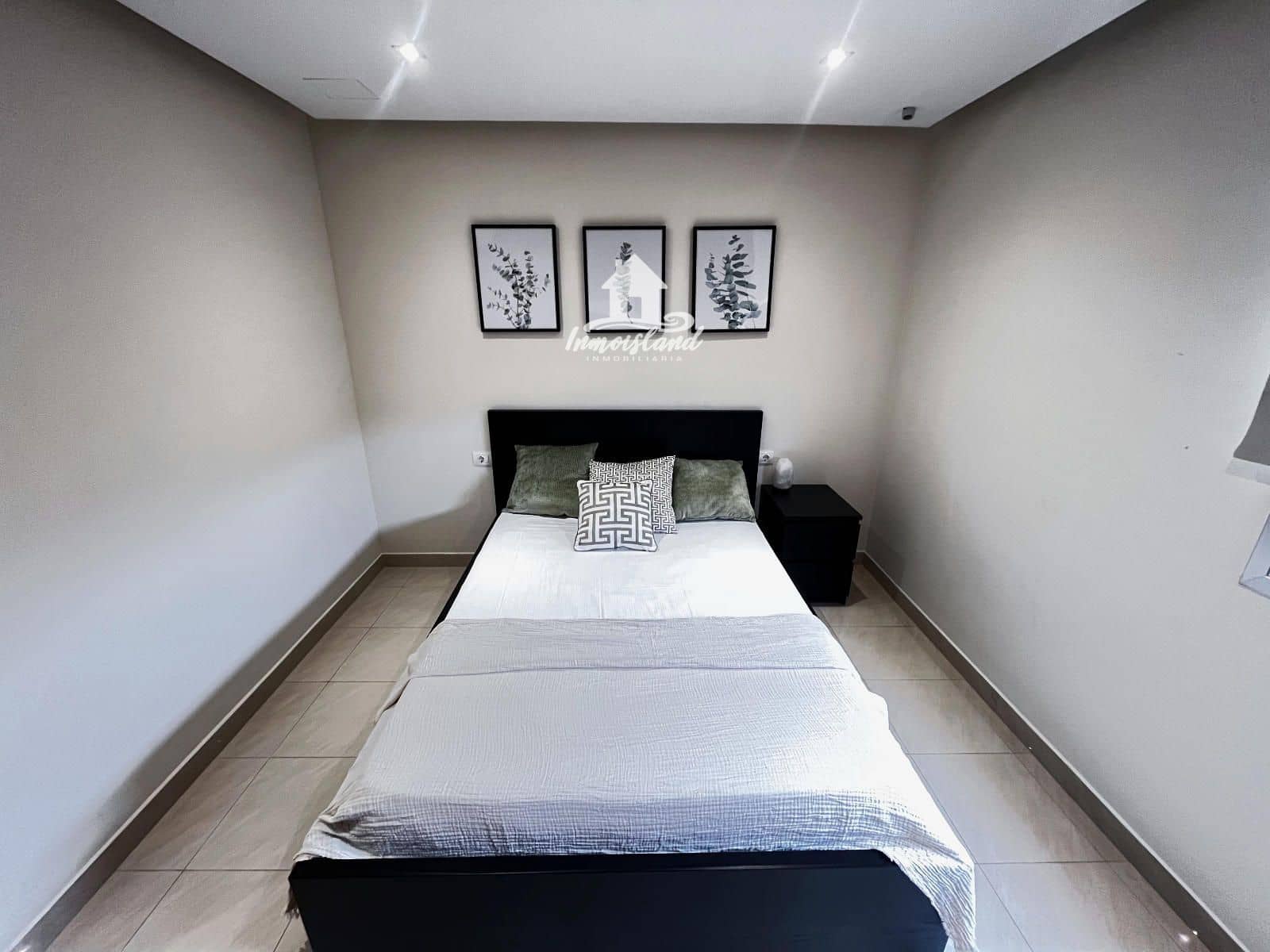 3 slaapkamer Flat te huur in Playa Paraiso met zwembad - € 2.600 (Ref: 7723938)