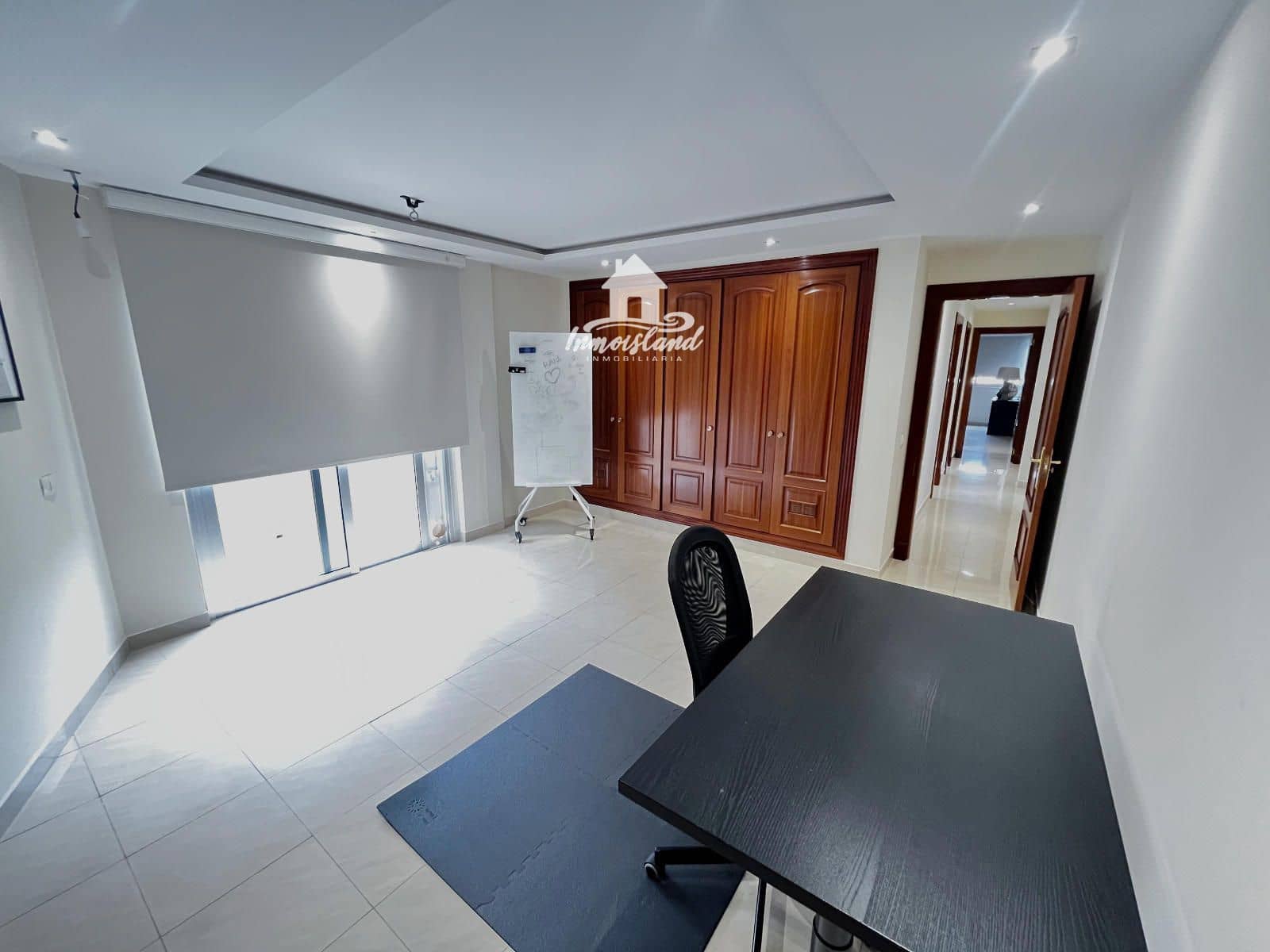 3 slaapkamer Flat te huur in Playa Paraiso met zwembad - € 2.600 (Ref: 7723938)