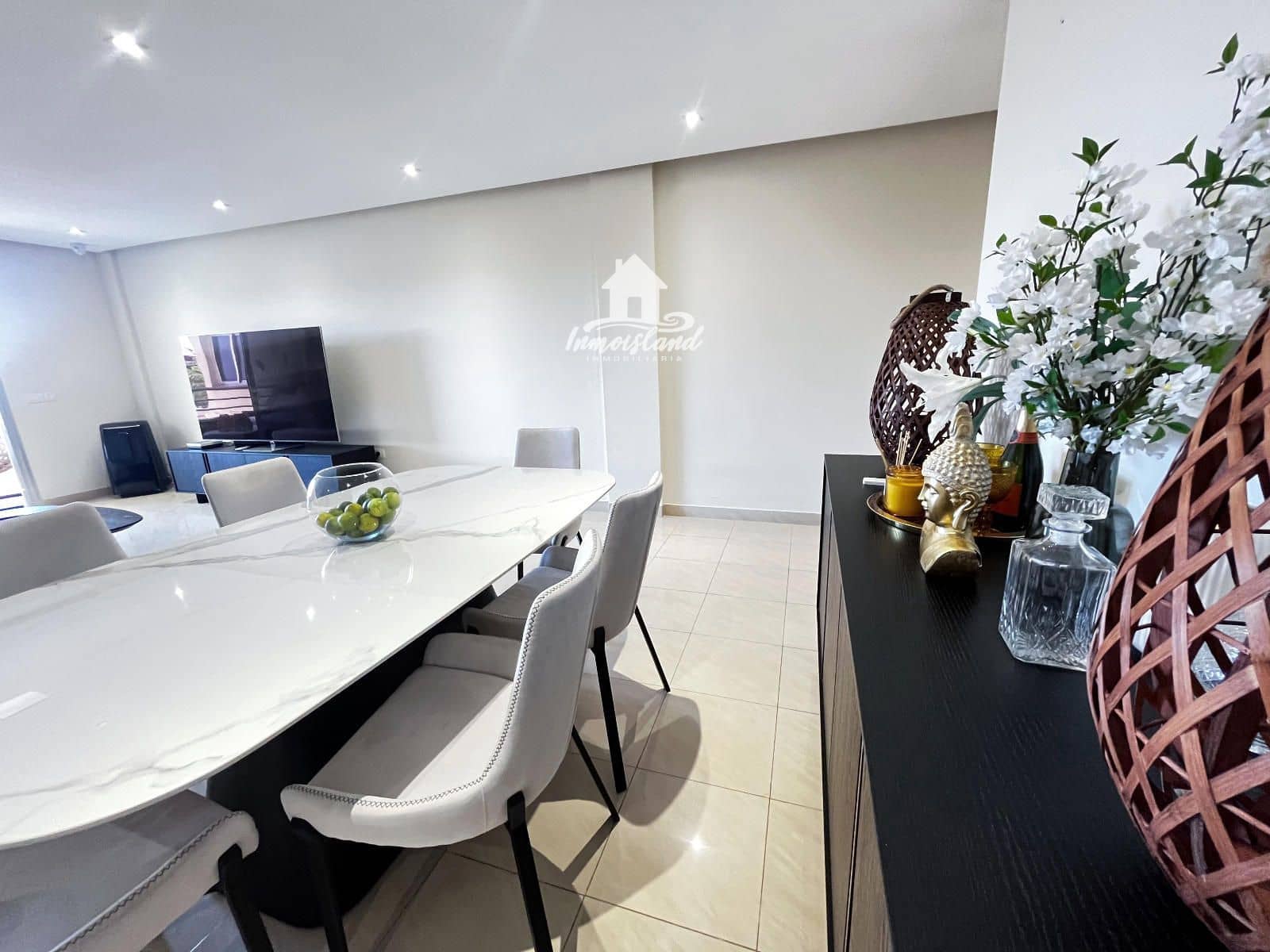 3 slaapkamer Flat te huur in Playa Paraiso met zwembad - € 2.600 (Ref: 7723938)