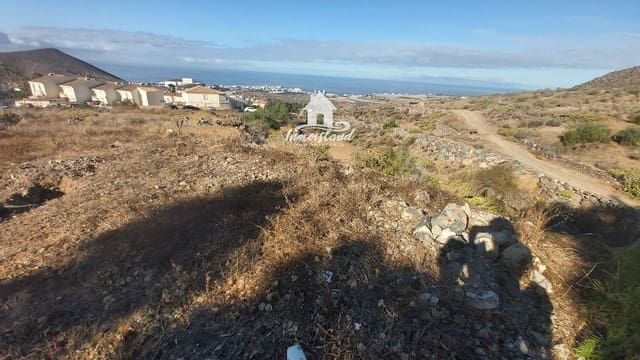 Bouwgrond te koop in Chayofa, Arona - € 850.000 (Ref: 7809046)