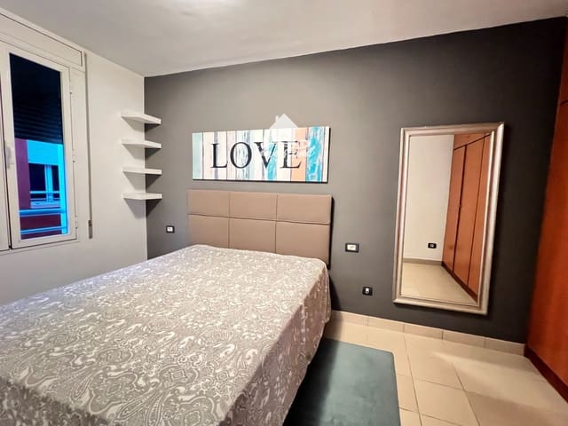 3 sovrum Lägenhet att hyra i San Cristóbal de La Laguna med garage - 1 200 € (Ref: 7883430)