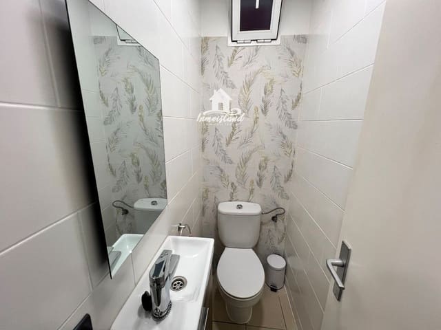 3 sovrum Lägenhet att hyra i San Cristóbal de La Laguna med garage - 1 200 € (Ref: 7883430)