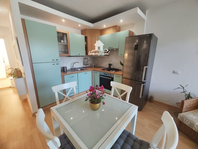 2 slaapkamer Flat te huur in Callao Salvaje, Adeje met zwembad garage - € 1.200 (Ref: 8225885)