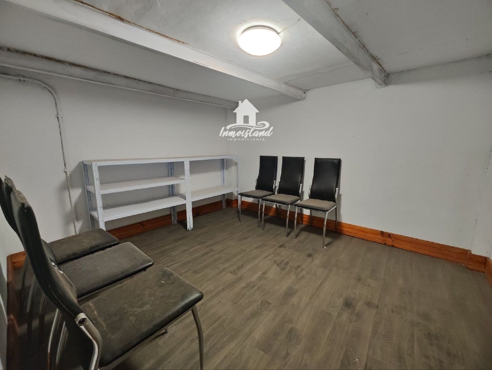 Erhverv til salg i Alcala med garage - € 700.000 (Ref: 8228968)