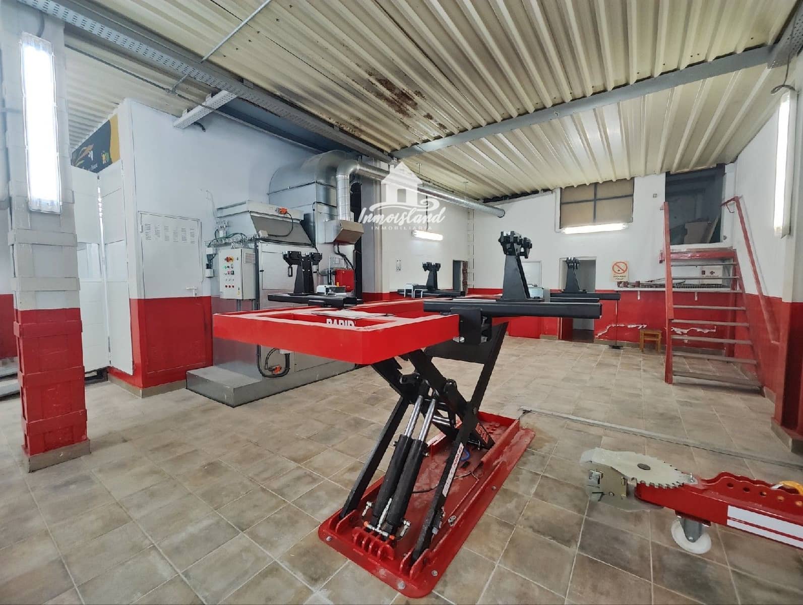 Local Commercial à louer à Alcala avec garage - 4 000 € (Ref: 8232978)