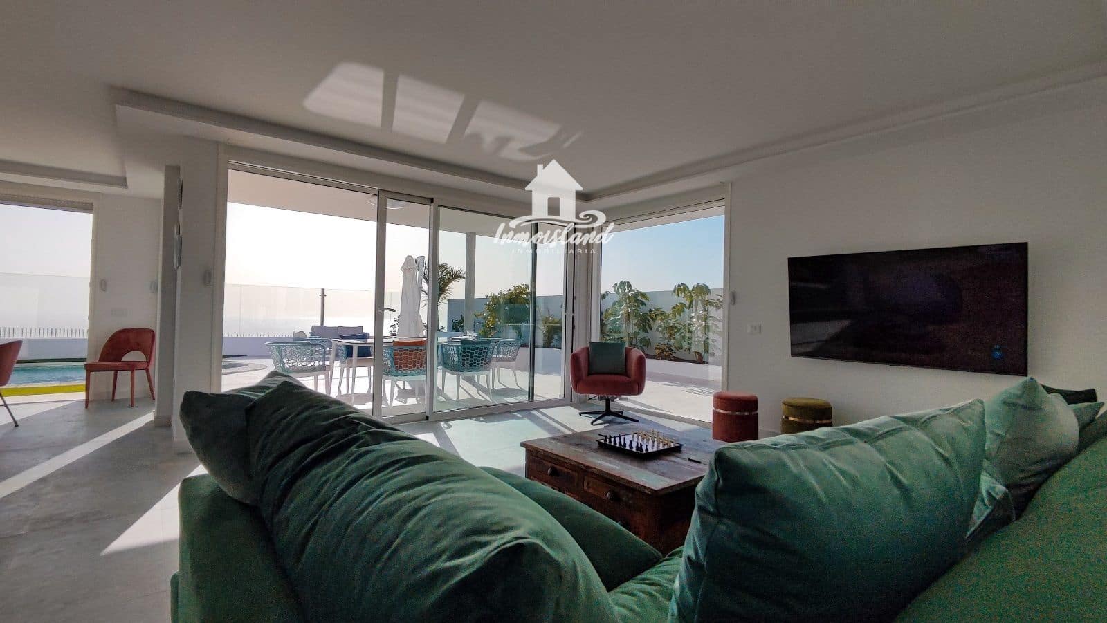 4 soveværelse Villa til leje i Adeje med swimmingpool - € 8.000 (Ref: 8242444)