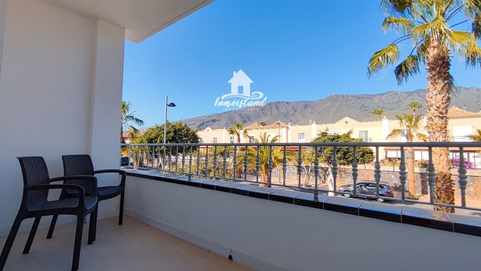 4 soveværelse Villa til leje i Adeje med swimmingpool - € 8.000 (Ref: 8242444)