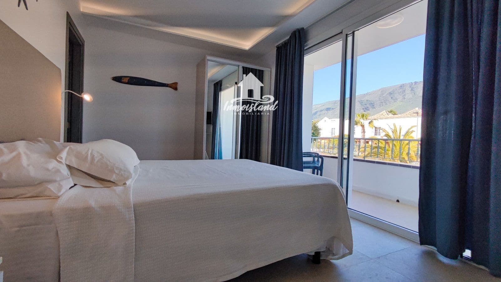 4 soveværelse Villa til leje i Adeje med swimmingpool - € 8.000 (Ref: 8242444)