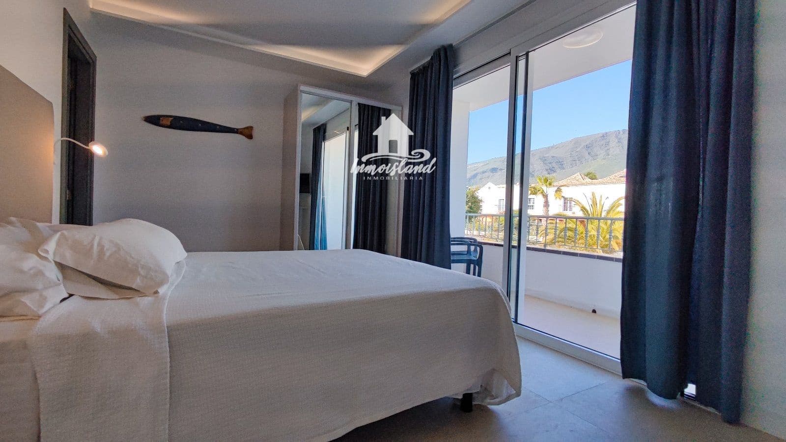 4 soveværelse Villa til leje i Adeje med swimmingpool - € 8.000 (Ref: 8242444)