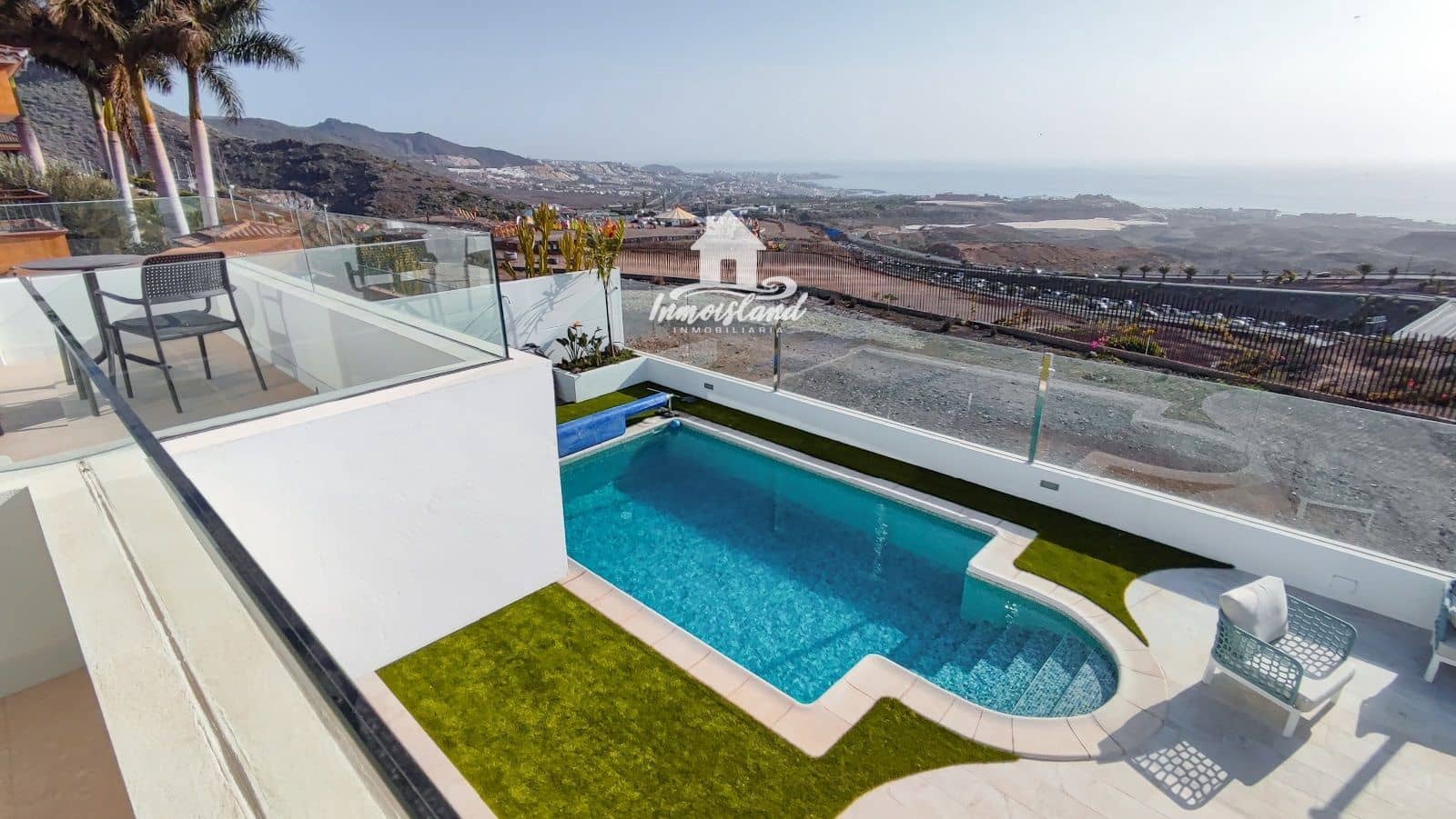 4 soveværelse Villa til leje i Adeje med swimmingpool - € 8.000 (Ref: 8242444)