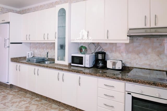 2 camera da letto Casa da affittare in Buzanada, Arona - 1.200 € (Rif: 8873522)