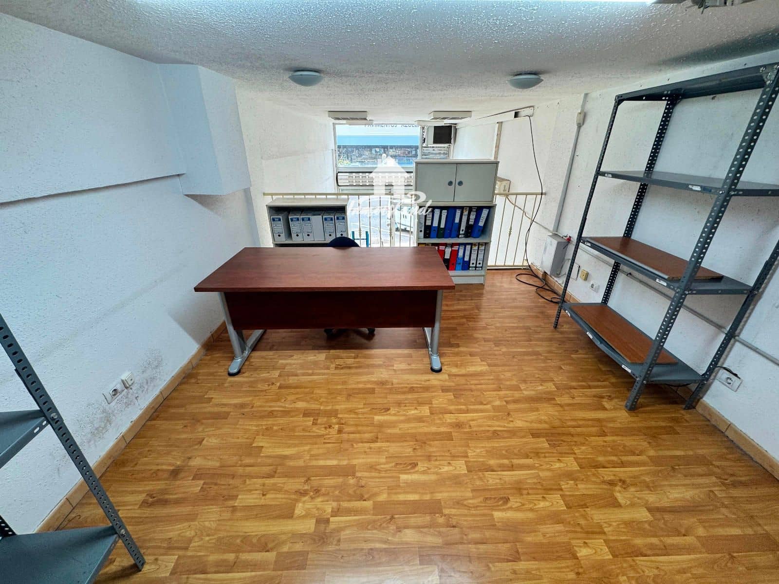 Commercial for sale in Adeje - € 165,000 (Ref: 8898098)