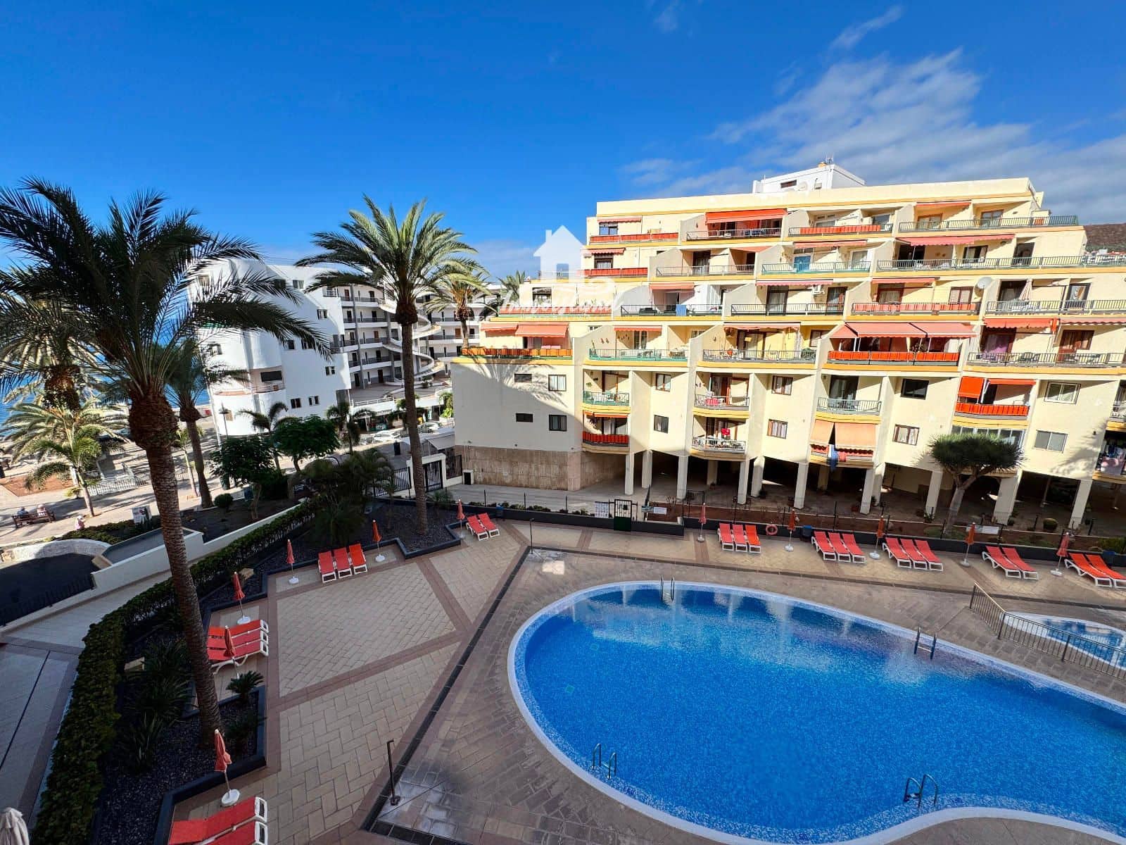 1 bedroom Flat for sale in Arona with pool - € 290,000 (Ref: 9263845)