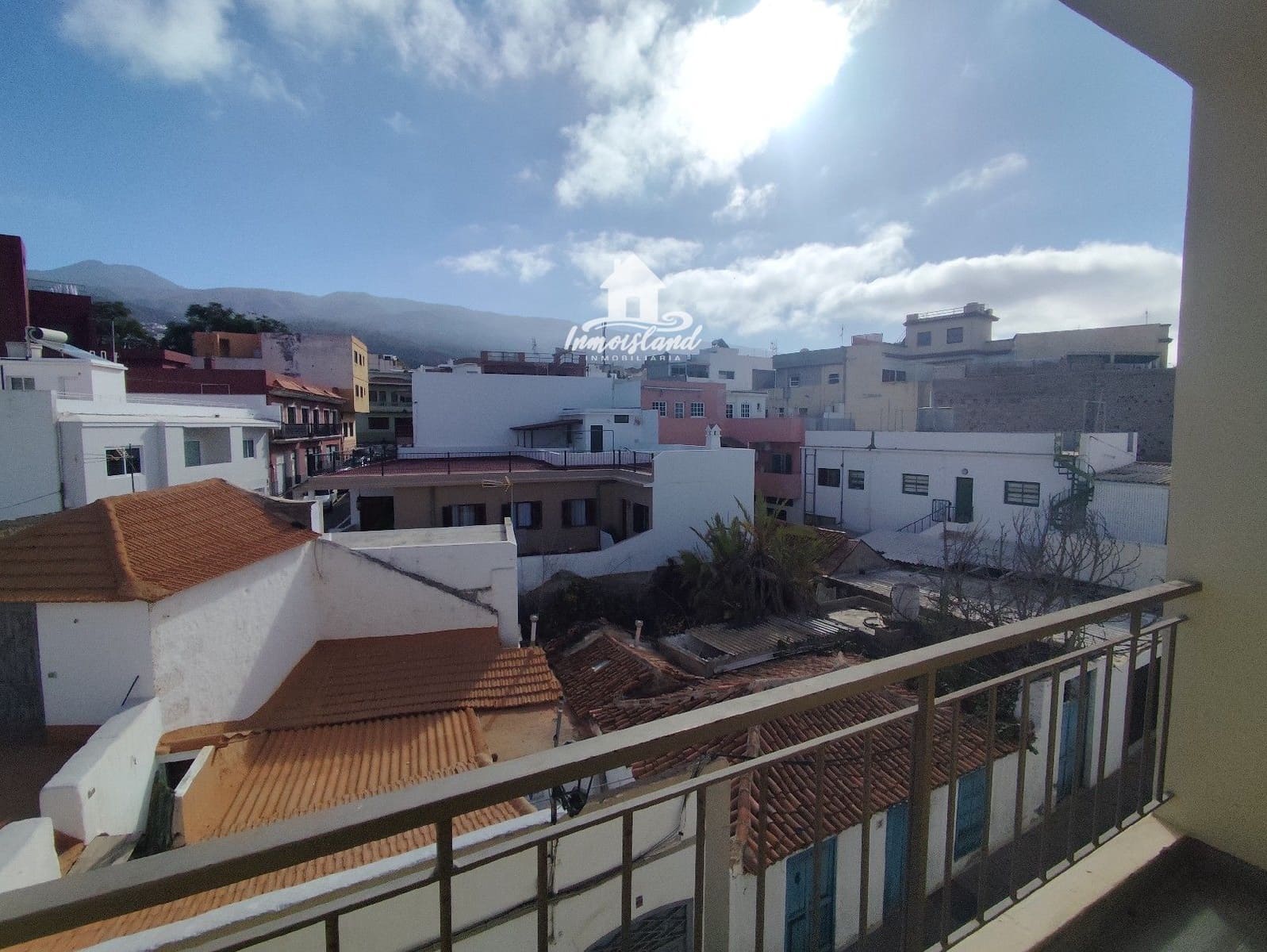 2 soveværelse Lejlighed til leje i Guia de Isora - € 1.000 (Ref: 9306894)