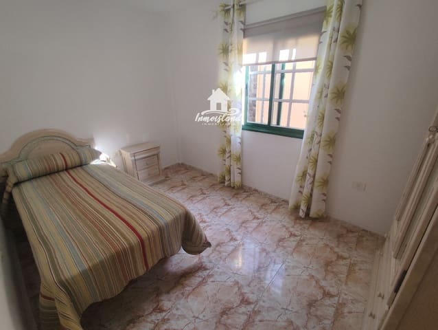 Appartement de 2 chambres à louer à Acojeja, Guía de Isora avec garage - 950 € (Ref: 9306895)