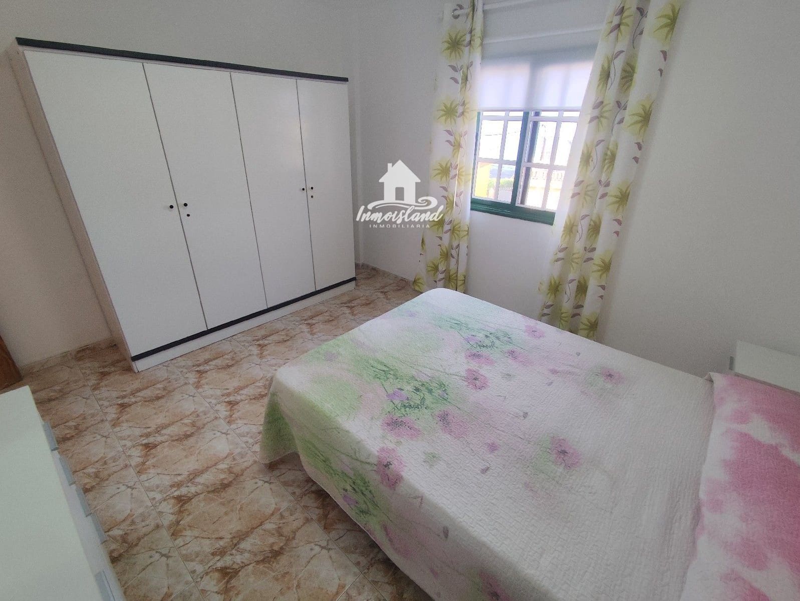 Appartement de 2 chambres à louer à Acojeja avec garage - 950 € (Ref: 9306895)