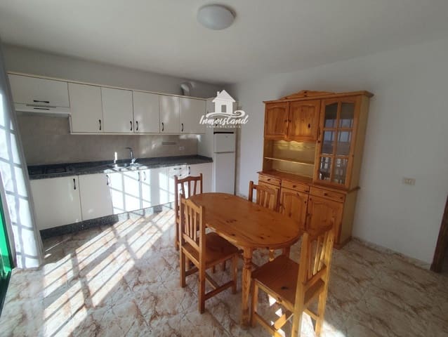 Appartement de 2 chambres à louer à Acojeja, Guía de Isora avec garage - 950 € (Ref: 9306895)