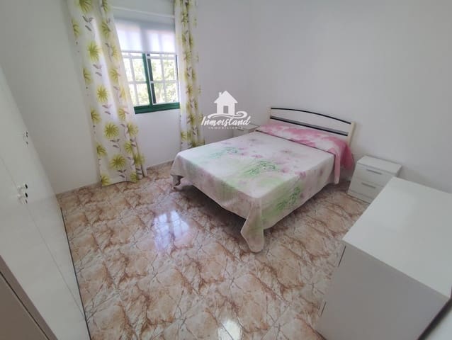 Appartement de 2 chambres à louer à Acojeja, Guía de Isora avec garage - 950 € (Ref: 9306895)