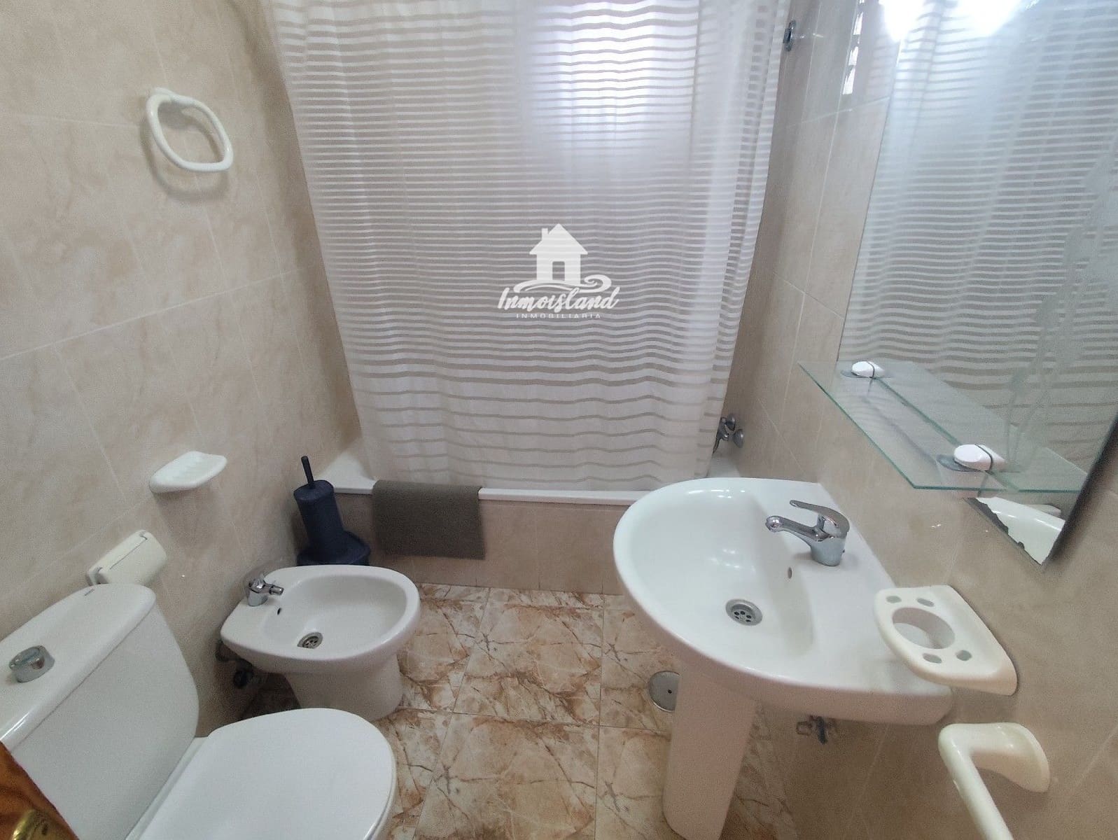 Appartement de 2 chambres à louer à Acojeja avec garage - 950 € (Ref: 9306895)