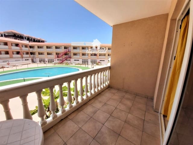 Leilighet til salgs i Costa del Silencio, Arona med svømmebasseng - € 146 000 (Ref: 9395353)