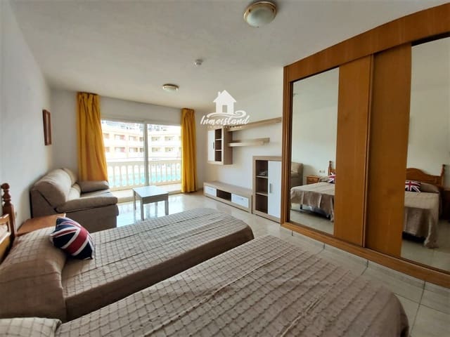 Leilighet til salgs i Costa del Silencio, Arona med svømmebasseng - € 146 000 (Ref: 9395353)