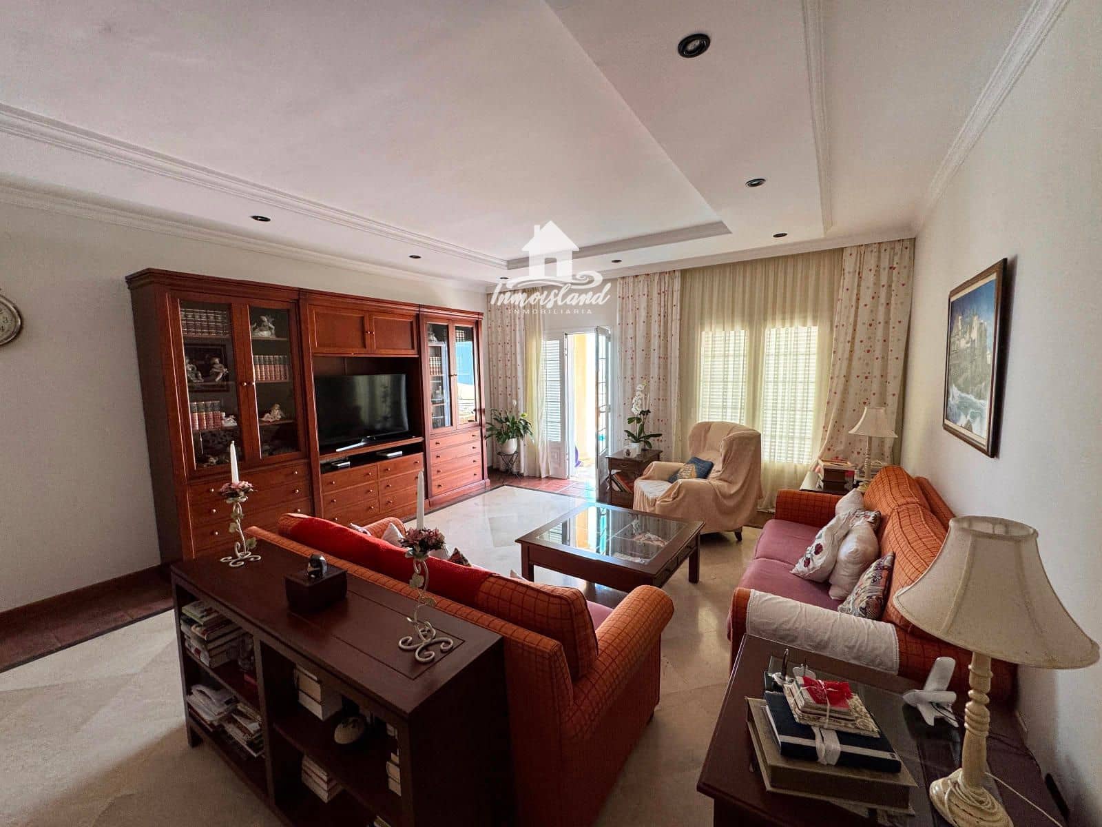 4 soveværelse Villa til salg i Adeje med swimmingpool garage - € 1.750.000 (Ref: 9409991)