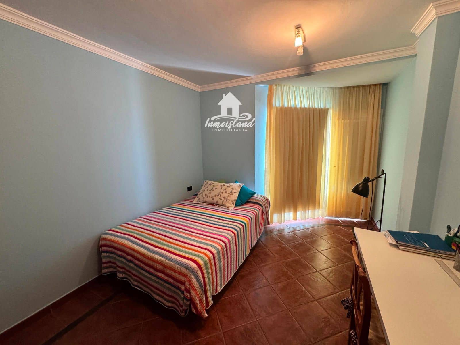 4 soveværelse Villa til salg i Adeje med swimmingpool garage - € 1.750.000 (Ref: 9409991)