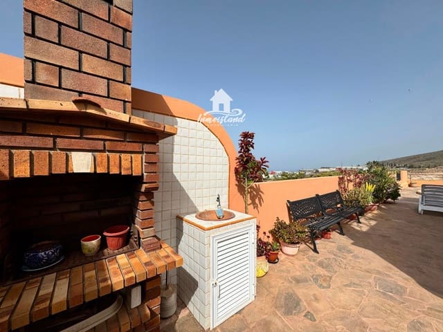 4 soveværelse Villa til salg i Casco Urbano, Adeje med swimmingpool garage - € 1.750.000 (Ref: 9409991)