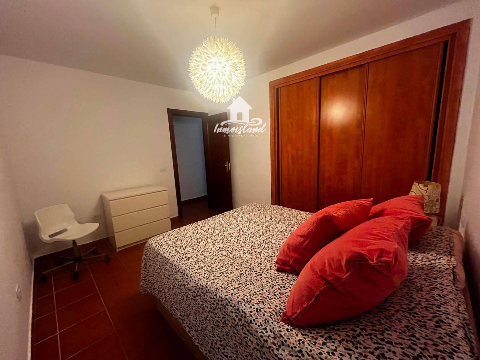 Piso de 2 habitaciones en Granadilla de Abona en venta con garaje - 169.000 € (Ref: 9419235)