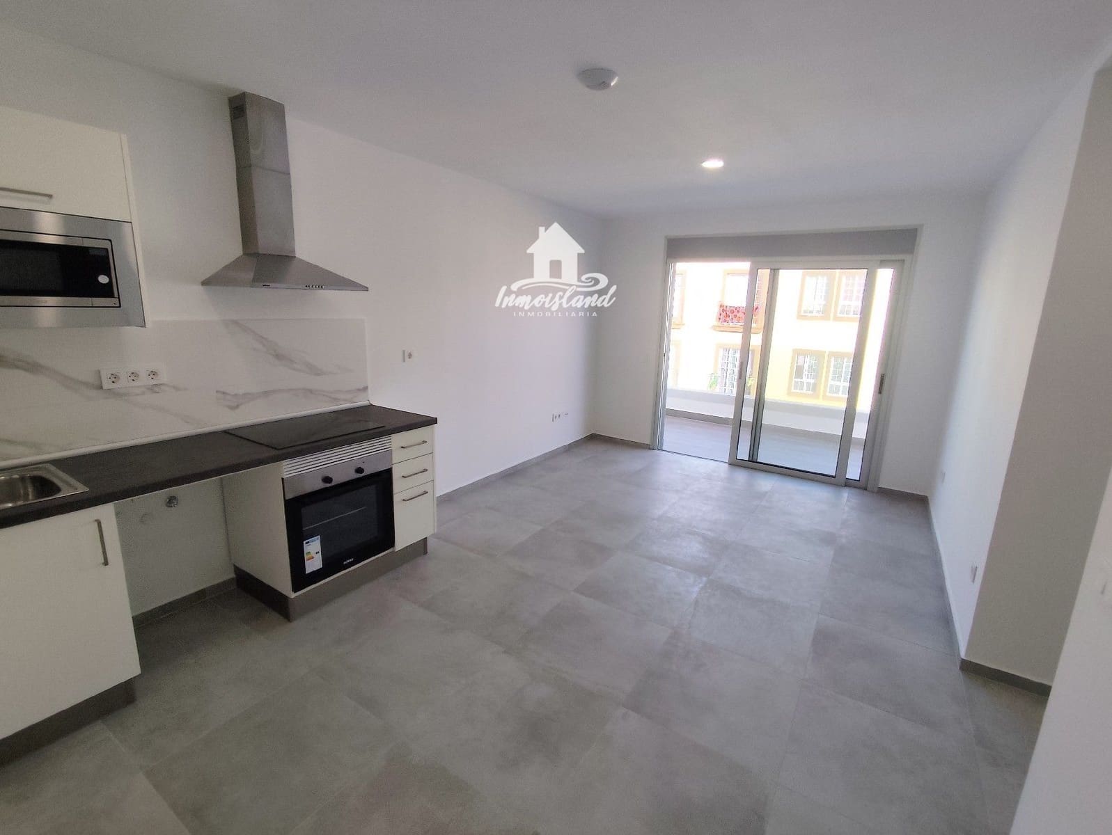 2 soveværelse Lejlighed til salg i Los Abrigos - € 285.000 (Ref: 9432377)