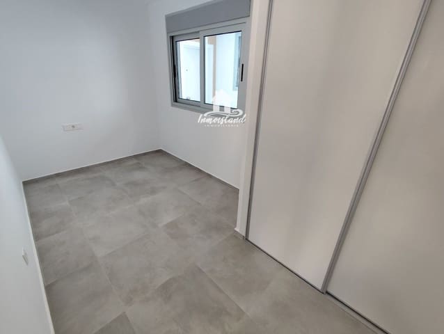 2 soveværelse Lejlighed til salg i Los Abrigos, Granadilla de Abona - € 285.000 (Ref: 9432377)