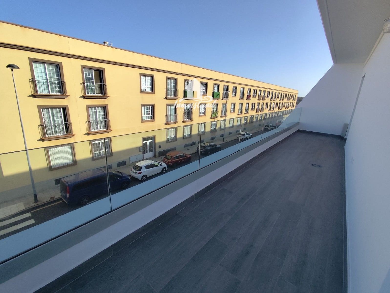 Flat for sale in Los Abrigos - € 330,000 (Ref: 9432378)