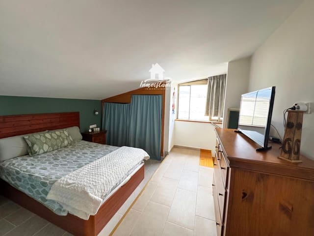 4 bedroom Townhouse for sale in San Miguel de Abona with garage - € 425,000 (Ref: 9432469)