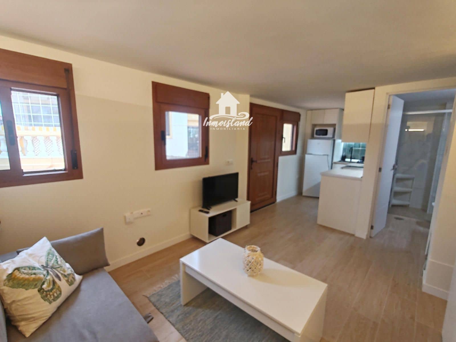 Flat for sale in Torviscas with pool - € 130,000 (Ref: 9436519)