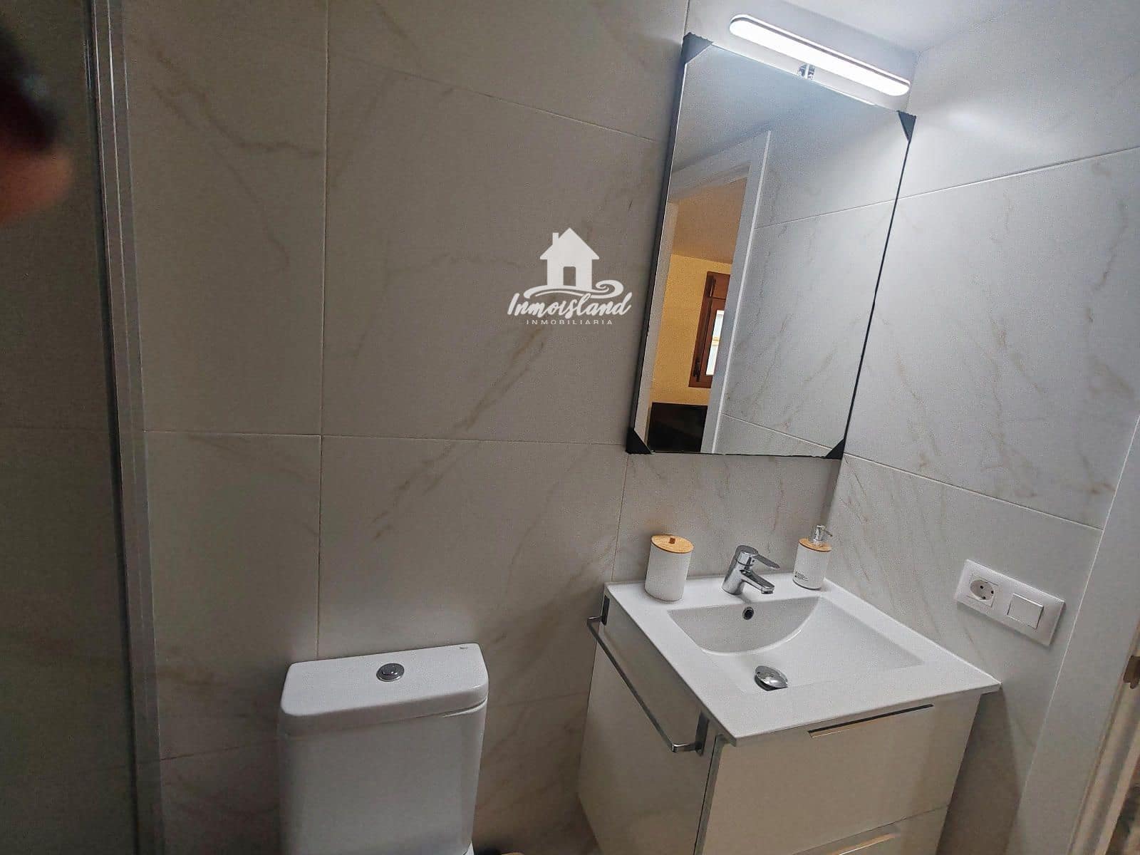 Flat for sale in Torviscas with pool - € 130,000 (Ref: 9436519)