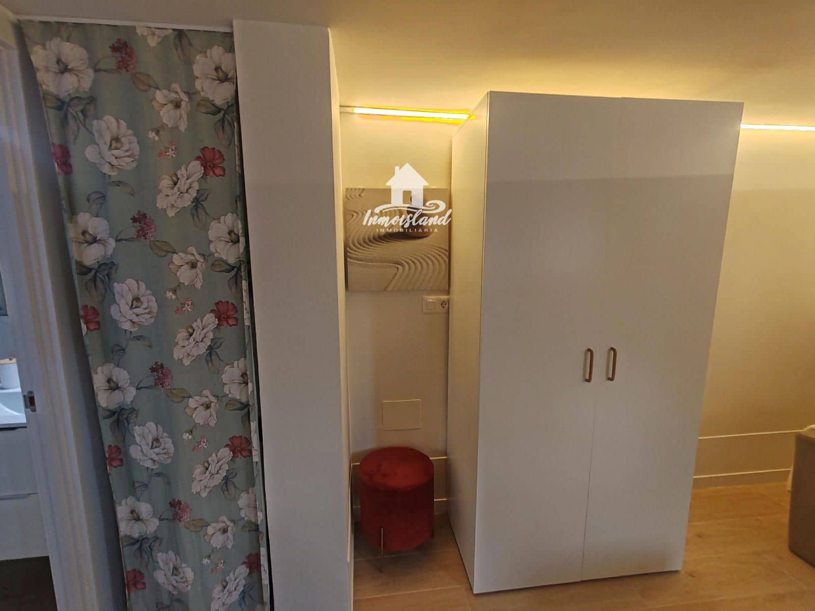 Flat for sale in Torviscas with pool - € 130,000 (Ref: 9436519)