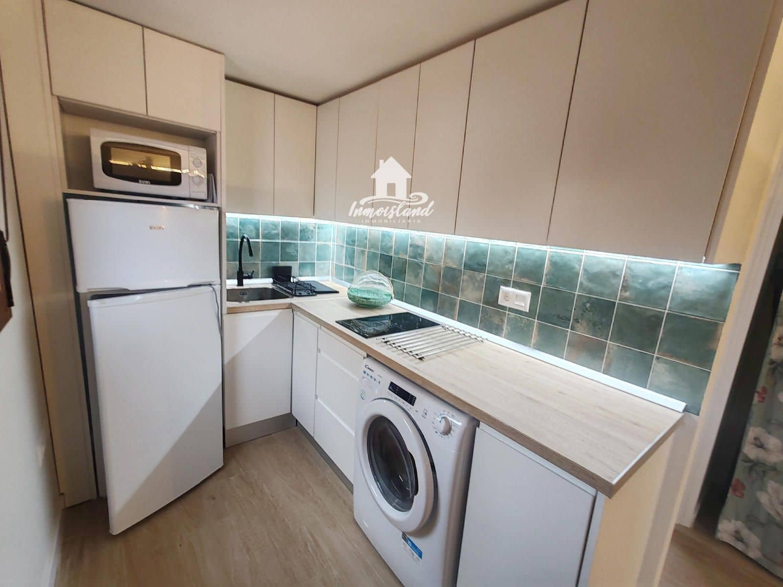 Flat for sale in Torviscas with pool - € 130,000 (Ref: 9436519)