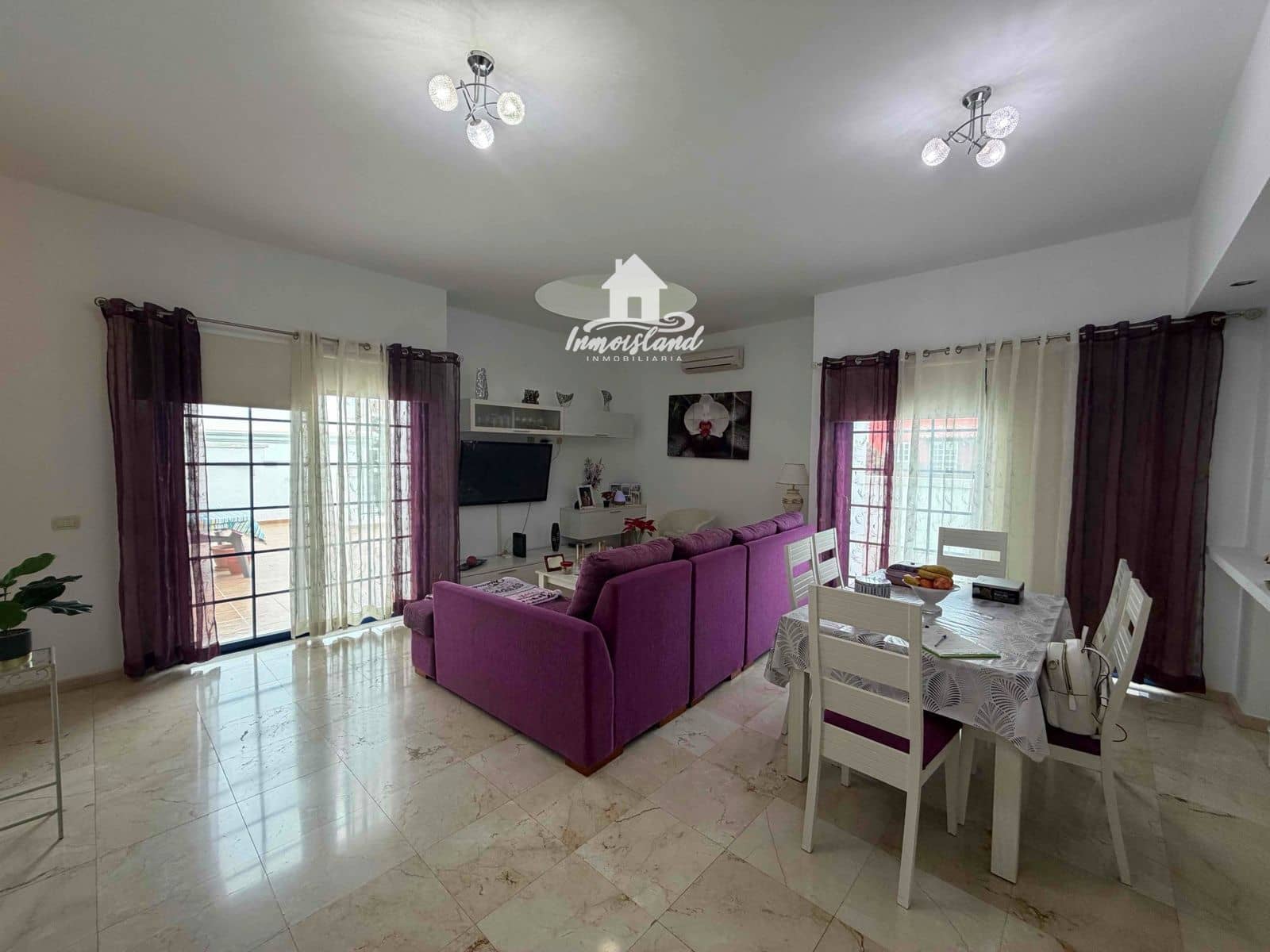 2 soverom Penthouse til salgs i Las Chafiras (San Miguel) med svømmebasseng garasje - € 450 000 (Ref: 9523473)