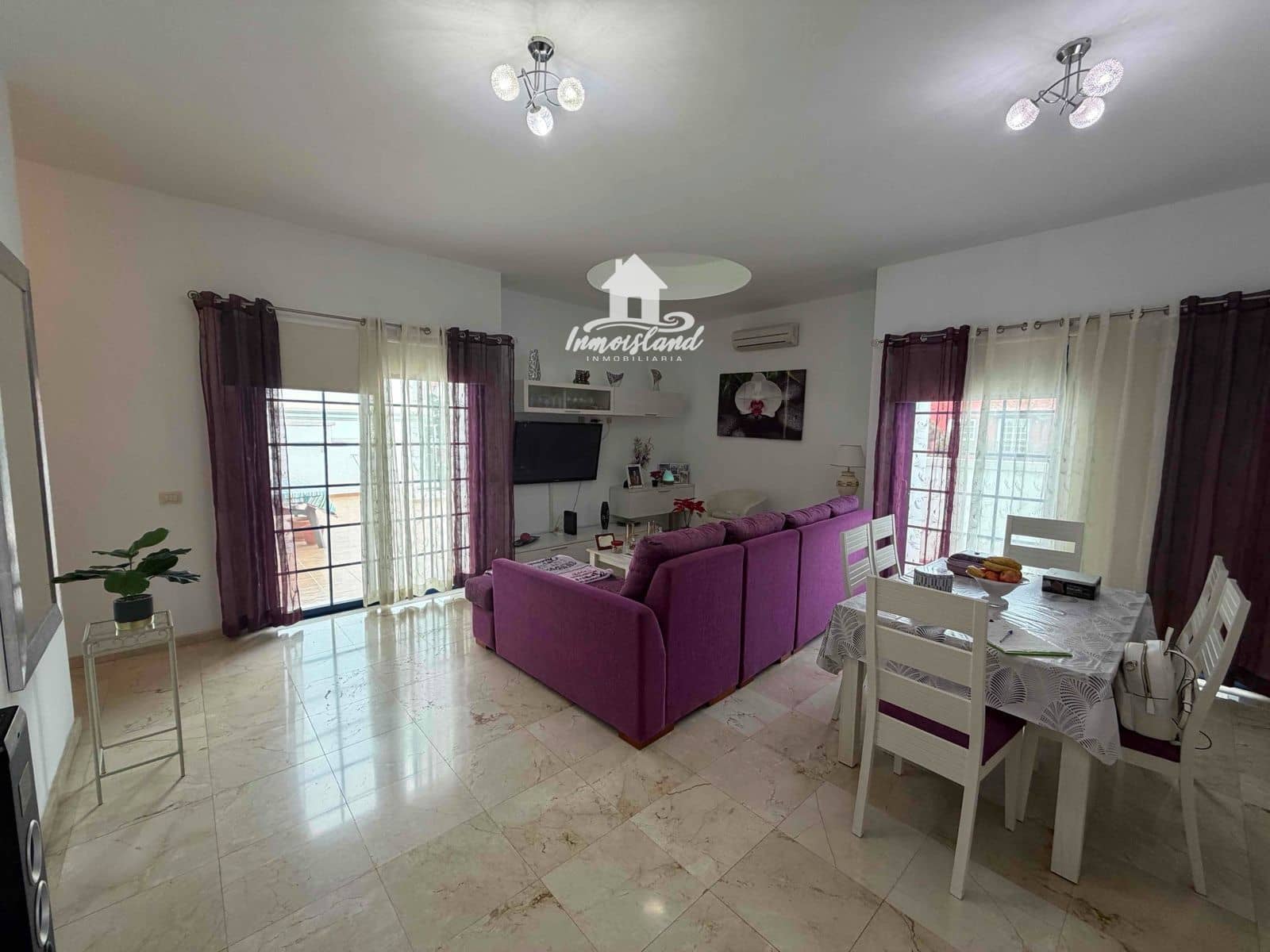 2 soverom Penthouse til salgs i Las Chafiras (San Miguel) med svømmebasseng garasje - € 450 000 (Ref: 9523473)