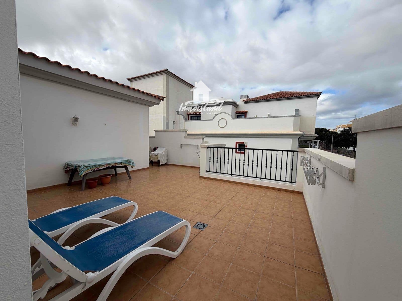 2 soverom Penthouse til salgs i Las Chafiras (San Miguel) med svømmebasseng garasje - € 450 000 (Ref: 9523473)