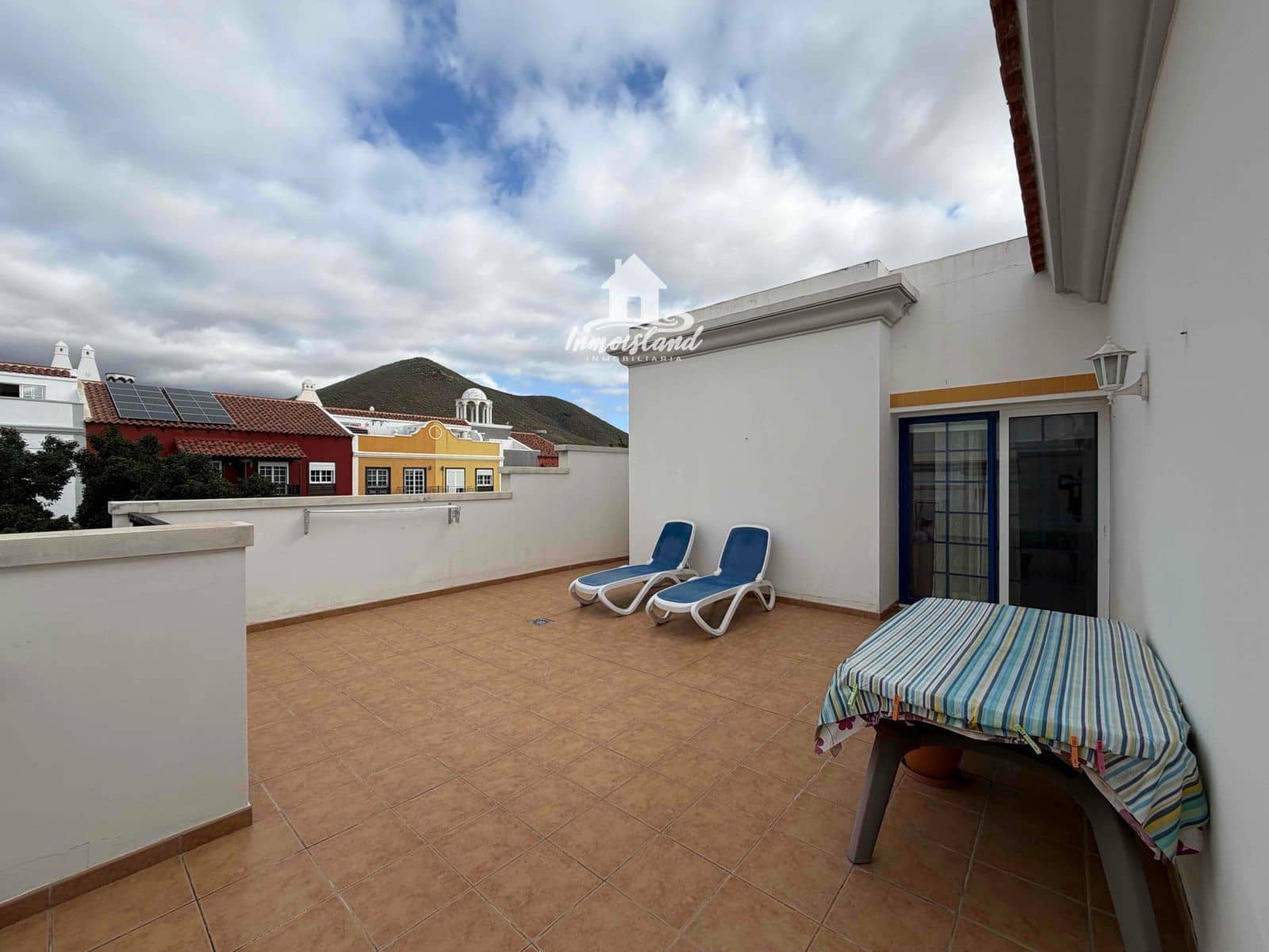2 soverom Penthouse til salgs i Las Chafiras (San Miguel) med svømmebasseng garasje - € 450 000 (Ref: 9523473)