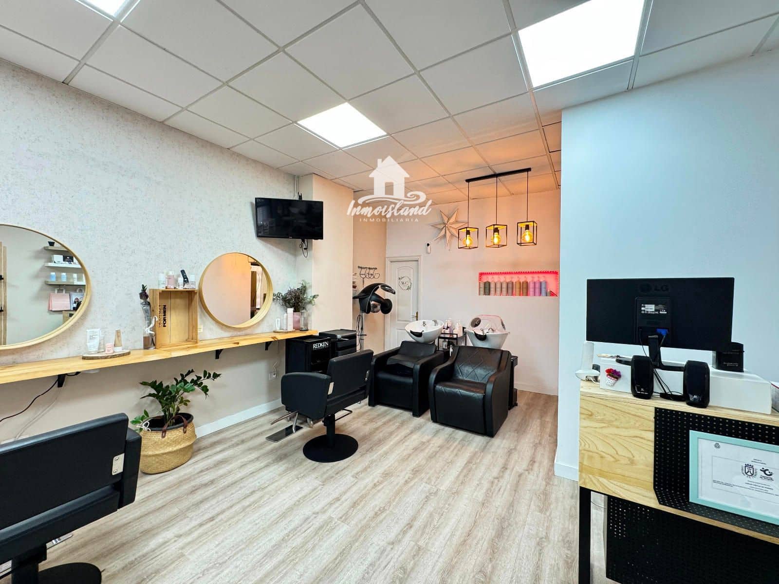 Local Commercial à louer à Arona - 800 € (Ref: 9547289)