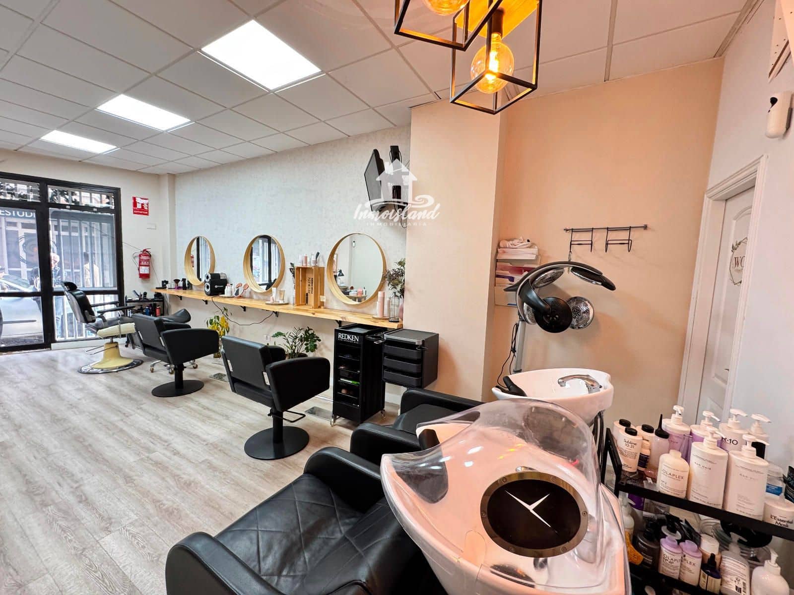 Local Commercial à louer à Arona - 800 € (Ref: 9547289)