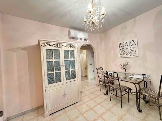 2 camera da letto Appartamento in vendita in Arona con garage - 225.000 € (Rif: 9699875)